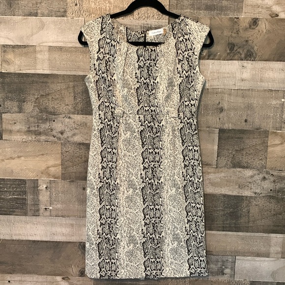 Calvin Klein Cap Sleeve Snakeskin Dress - Picture 14 of 16
